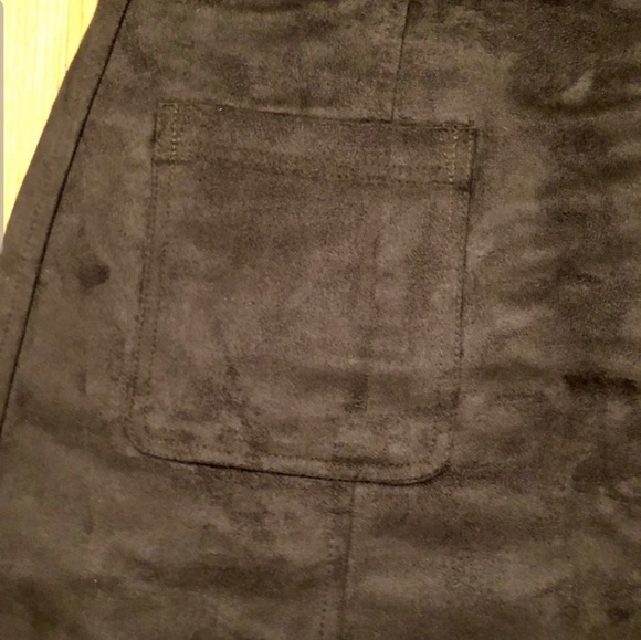 Skirt - Picture 4 of 5